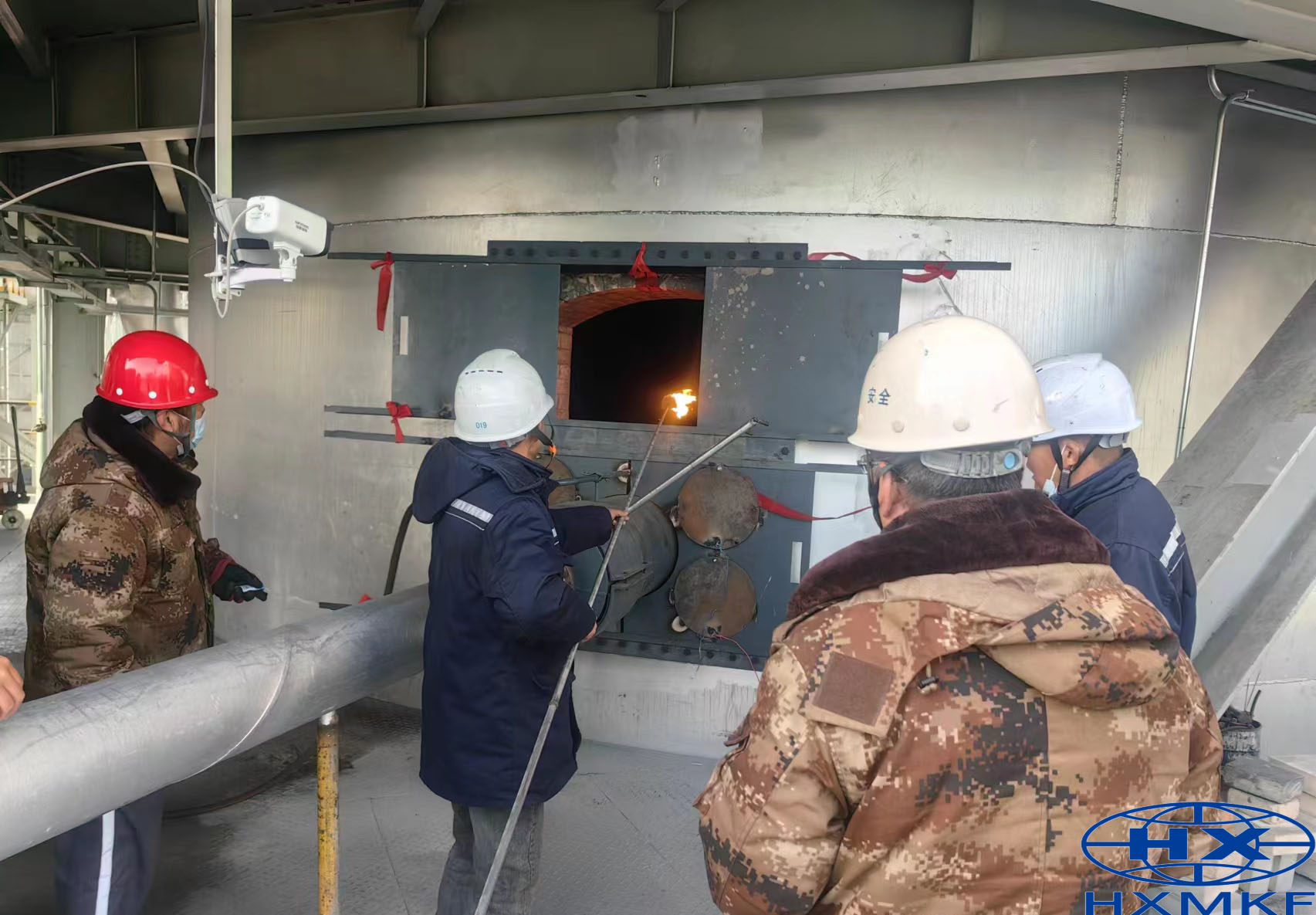 公司承建的新疆大安能源有限公司干熄焦项目点火烘炉